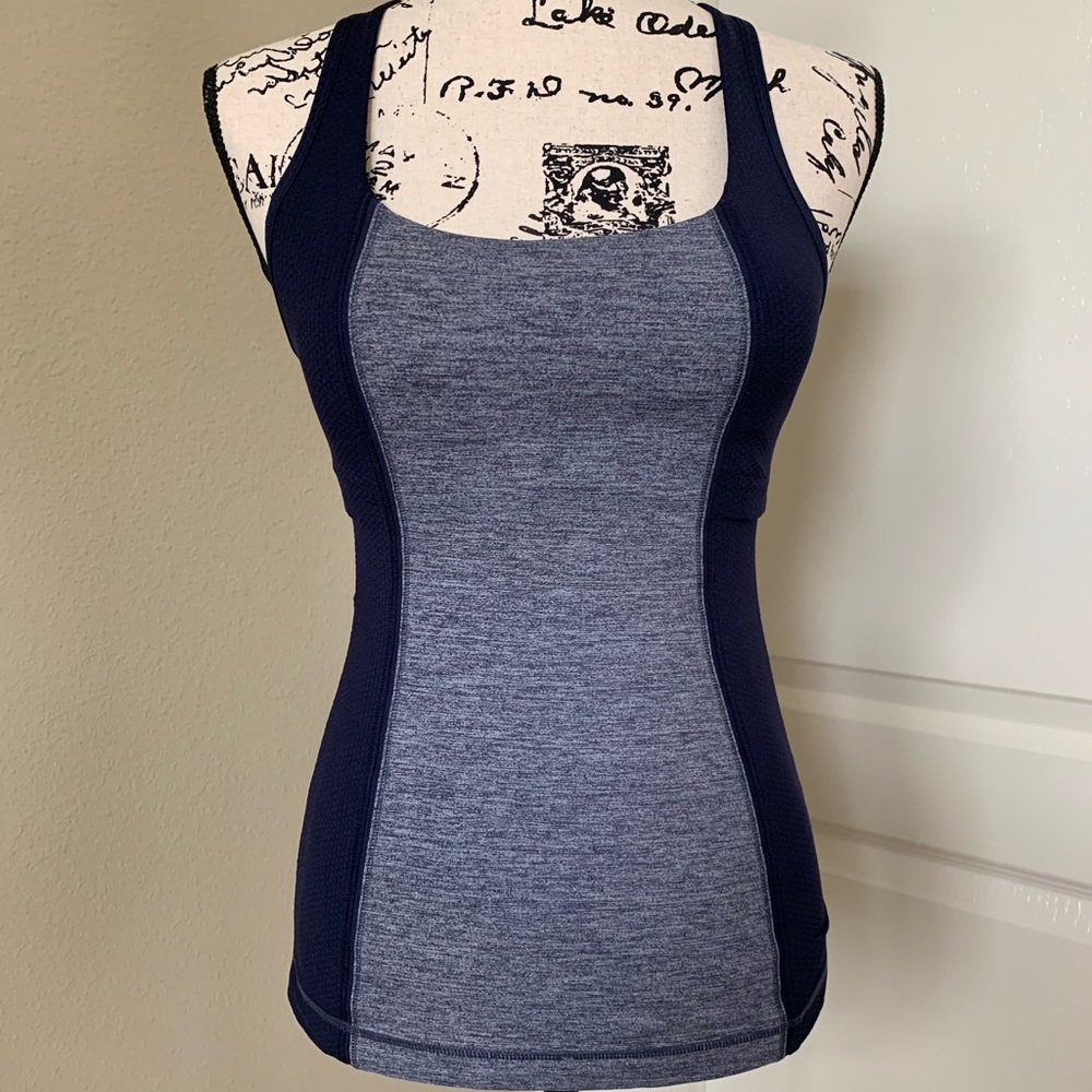 SOLD Lululemon Tank With Adjustable Bra & Pocket 4
